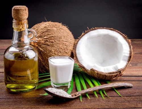 Dầu dừa có thể tự nấu tại nhà để chăm sóc tóc