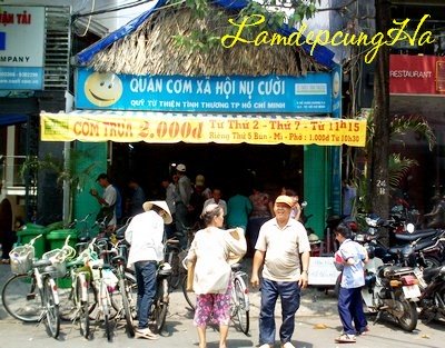 Quán cơm Nụ Cười