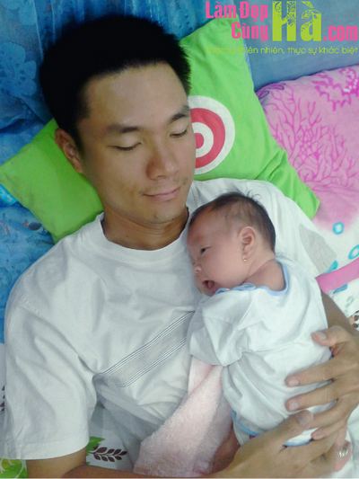 chồng vào phòng sinh cùng vợ