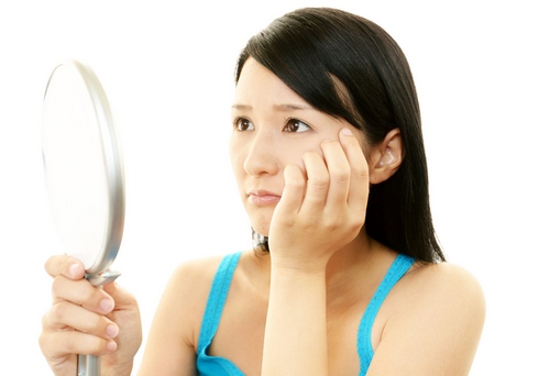 mụn là nỗi ám ảnh của phụ nữ