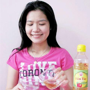 Tác Dụng Của Giấm Táo: Cải Thiện Da Nhờn, Tóc Nhờn Hiệu Quả